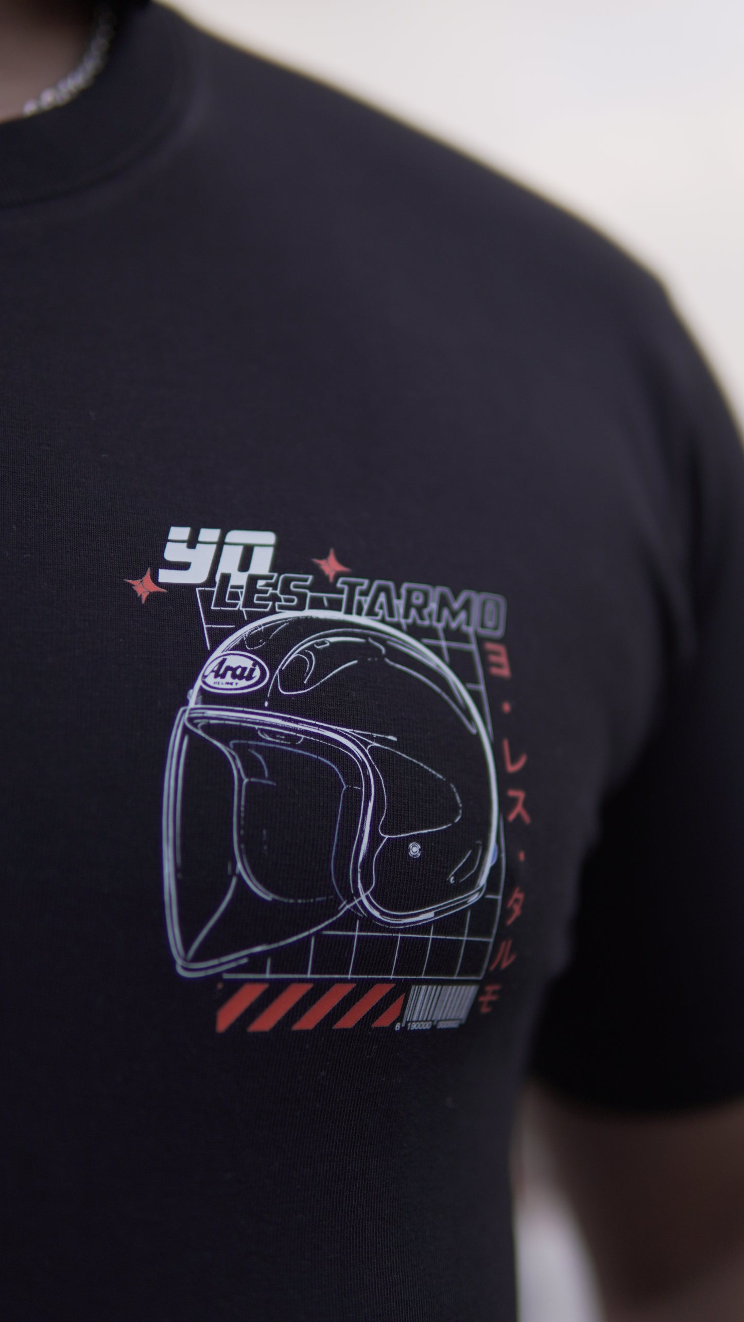 Précommande ton Tee shirt unisexe "YO LES TARMO" Collection Retro Arai Japan + 1 cadeau 🎁